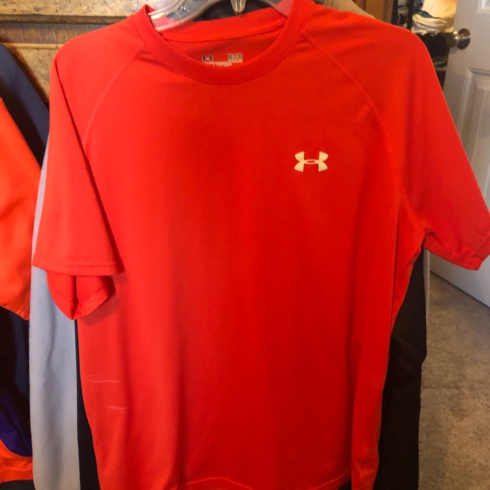 Underarmour shirt